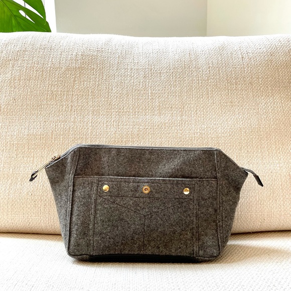 Vintage YSL Rive Gauche clutch - Picture 1 of 6